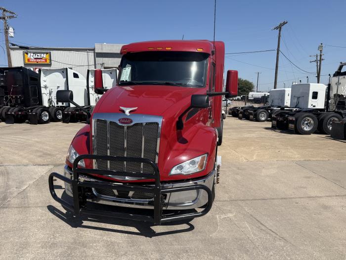 2022 Peterbilt 579-4