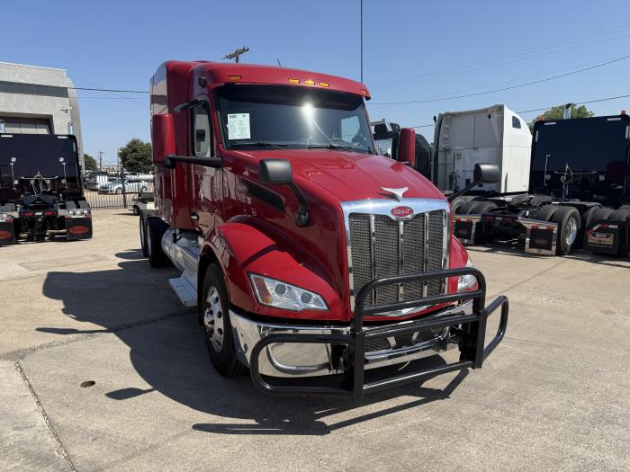 2022 Peterbilt 579-7