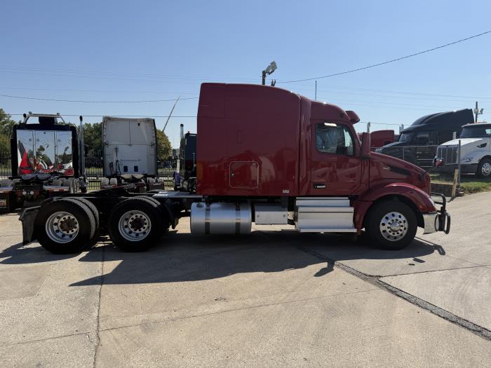 2022 Peterbilt 579-13