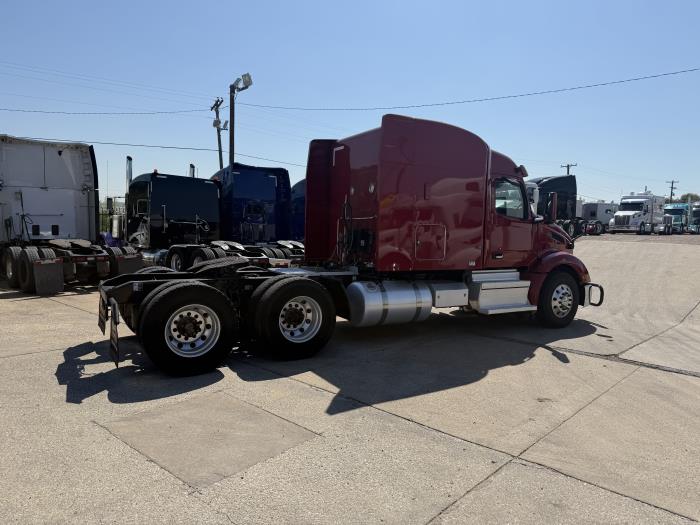 2022 Peterbilt 579-16