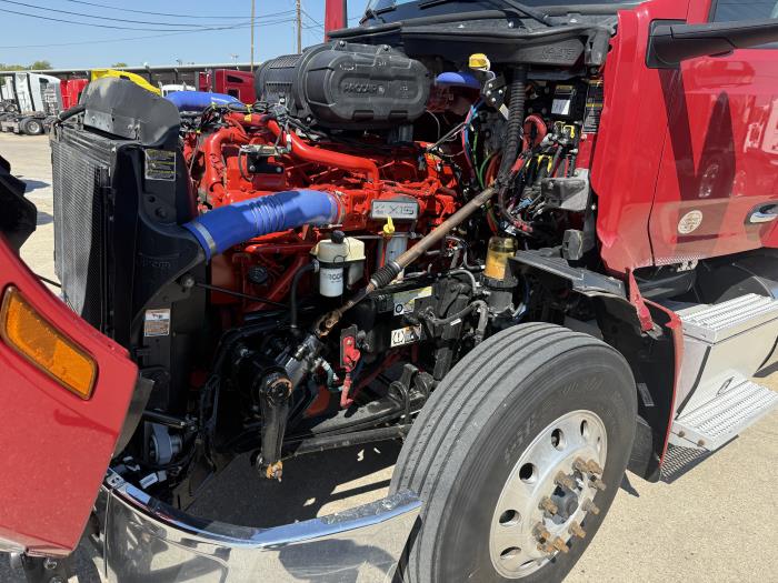 2022 Peterbilt 579-28