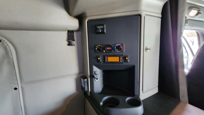 2021 Peterbilt 579-16