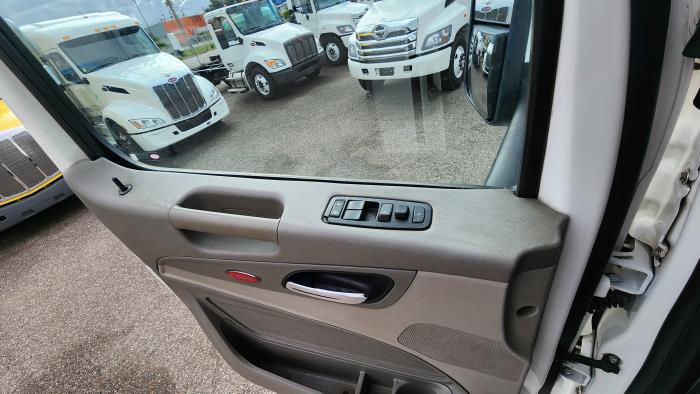 2021 Peterbilt 579-22