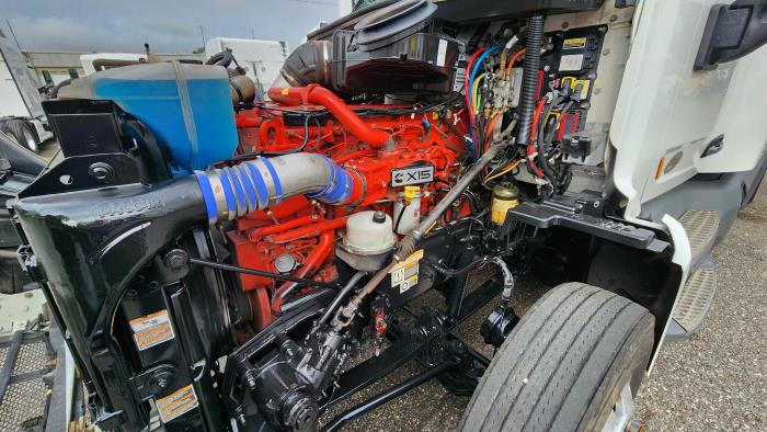 2021 Peterbilt 579-23