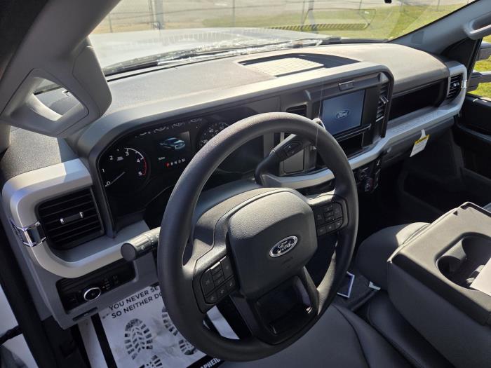 2025 Ford F-350-12