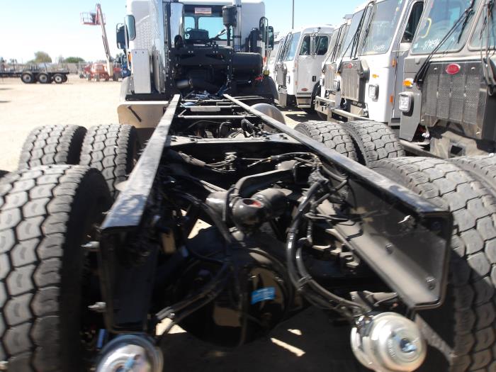 2025 Peterbilt 520-10