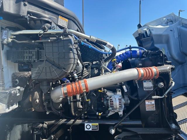 2026 Peterbilt 548-15