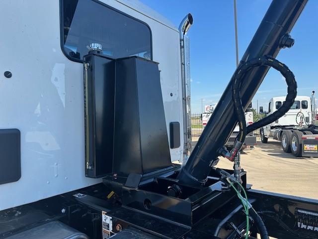 2026 Peterbilt 548-28