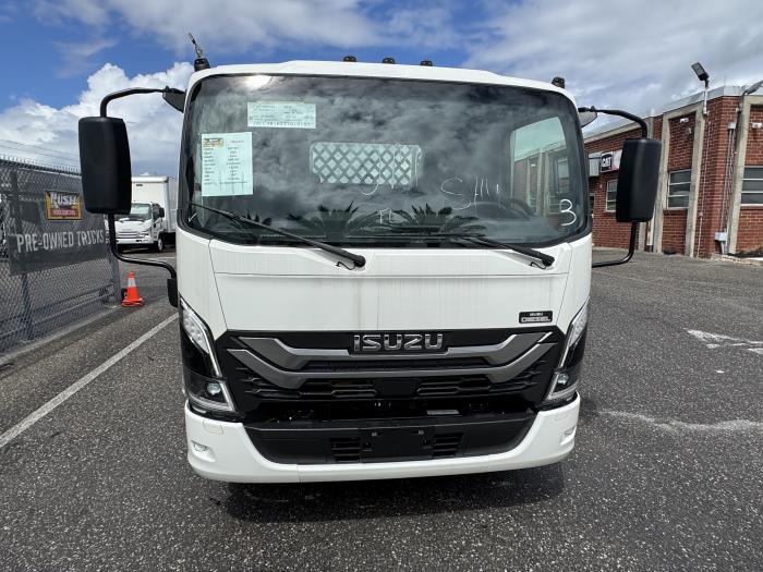 2026 Isuzu NPR-HD-7