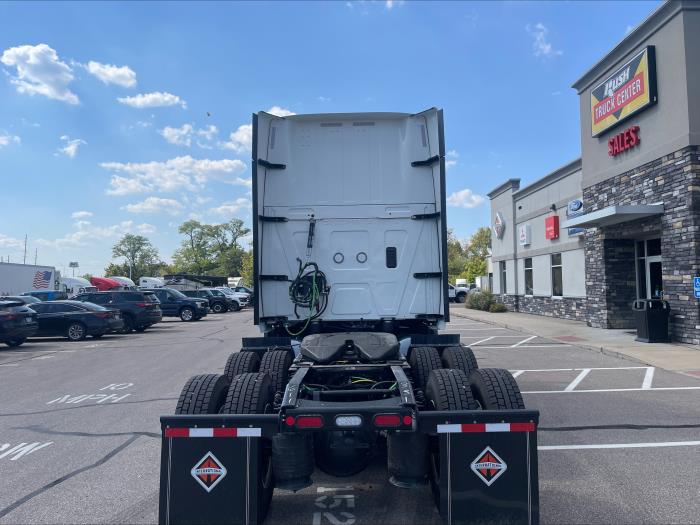 2026 International LT625-7