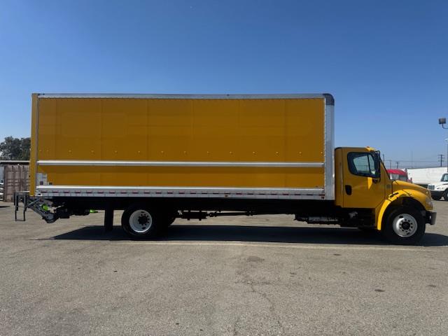 2020 Freightliner Business Class M2 106-4