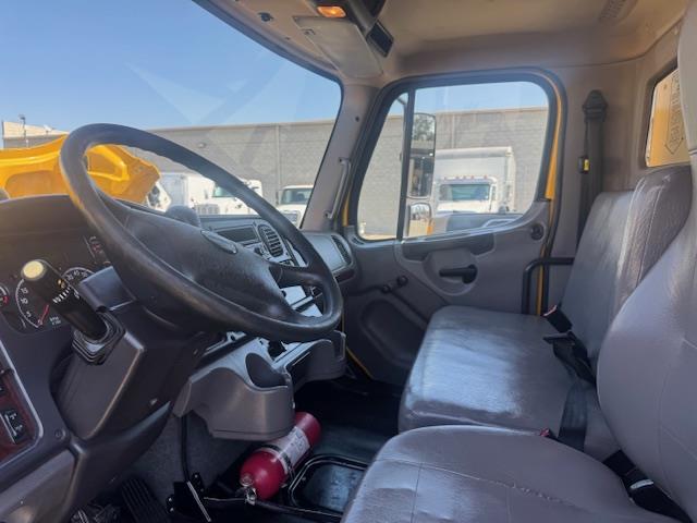 2020 Freightliner Business Class M2 106-15