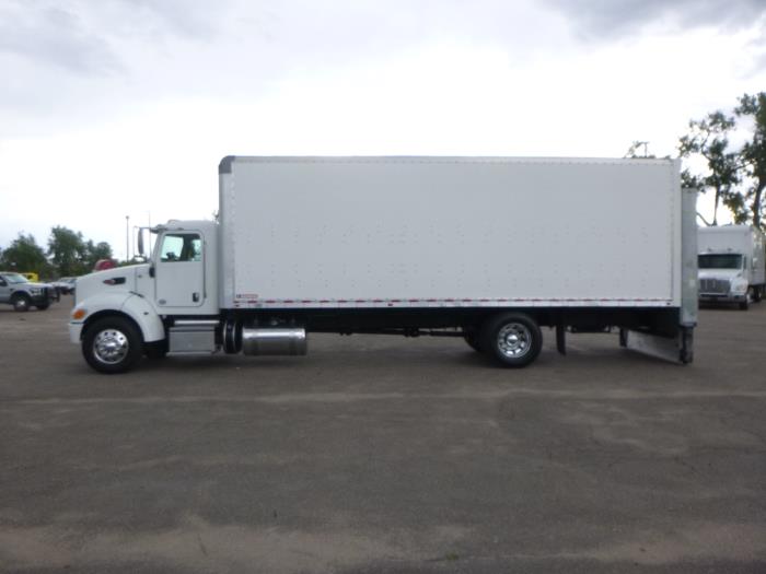 2021 Peterbilt 337-4