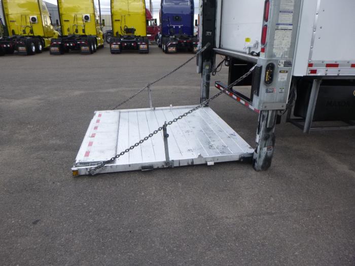 2021 Peterbilt 337-8