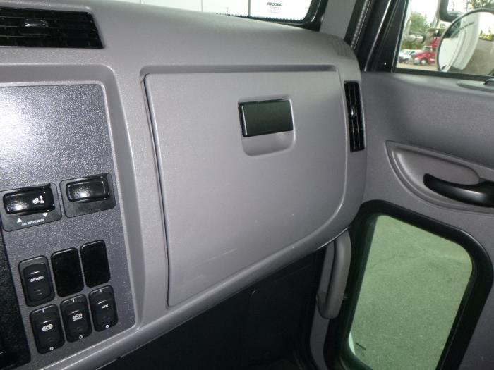 2021 Peterbilt 337-24