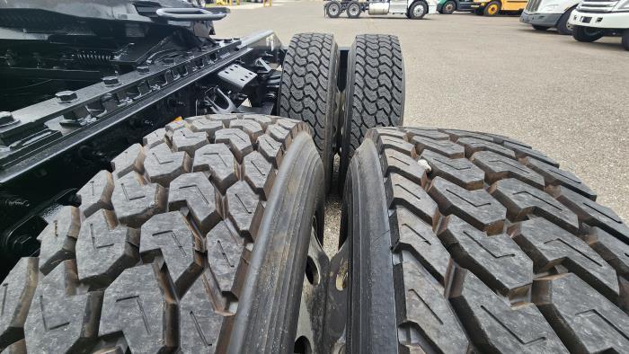 2021 Peterbilt 579-27