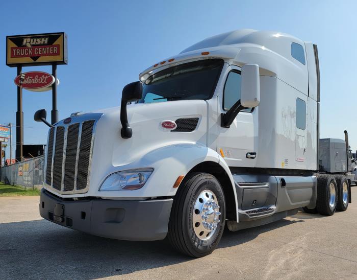 2021 Peterbilt 579-6