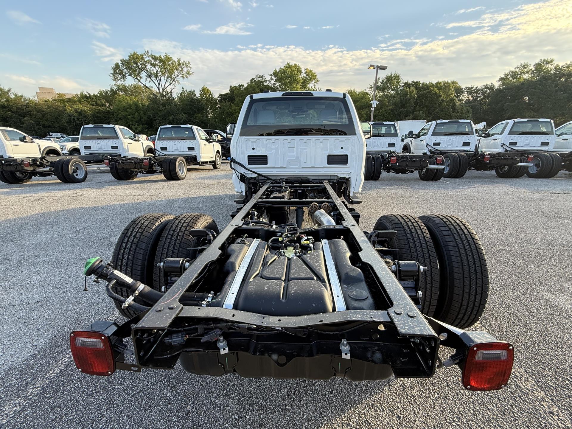 2026 Ford F-350 Regular Cab DRW 4x2 Cab Chassis for sale #1949227 - photo 2