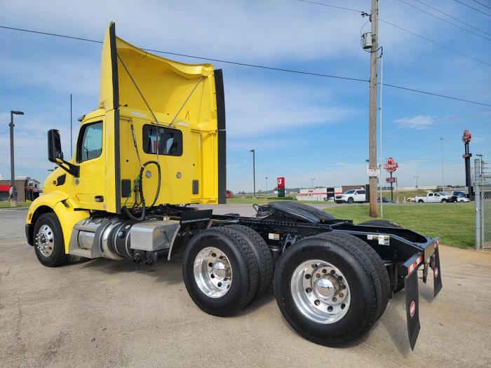 2021 Peterbilt 579-3