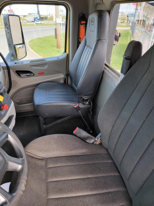 2021 Peterbilt 579-20