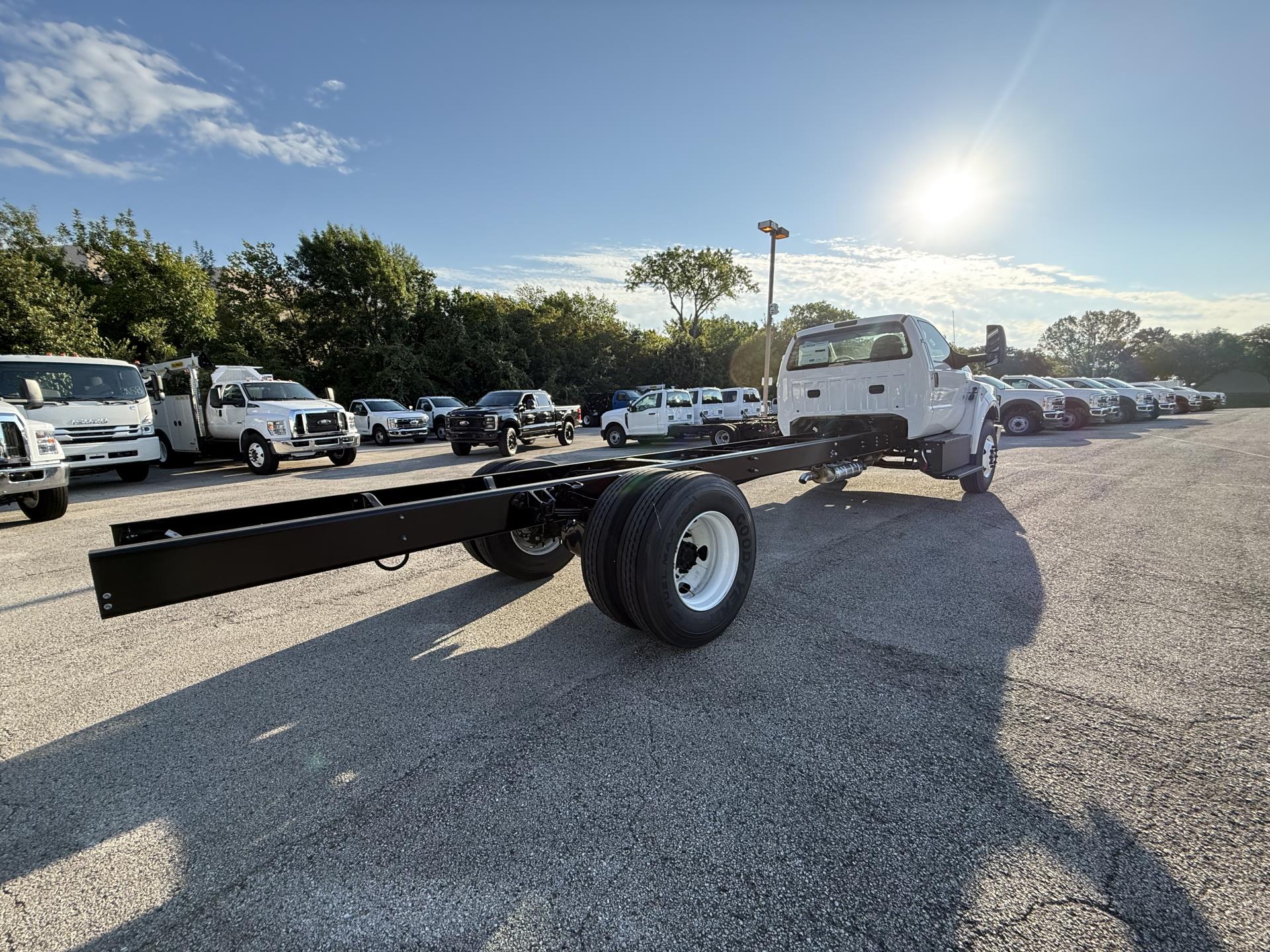 2026 Ford F-650 Regular Cab DRW 4x2 Cab Chassis for sale #1950177 - photo 7