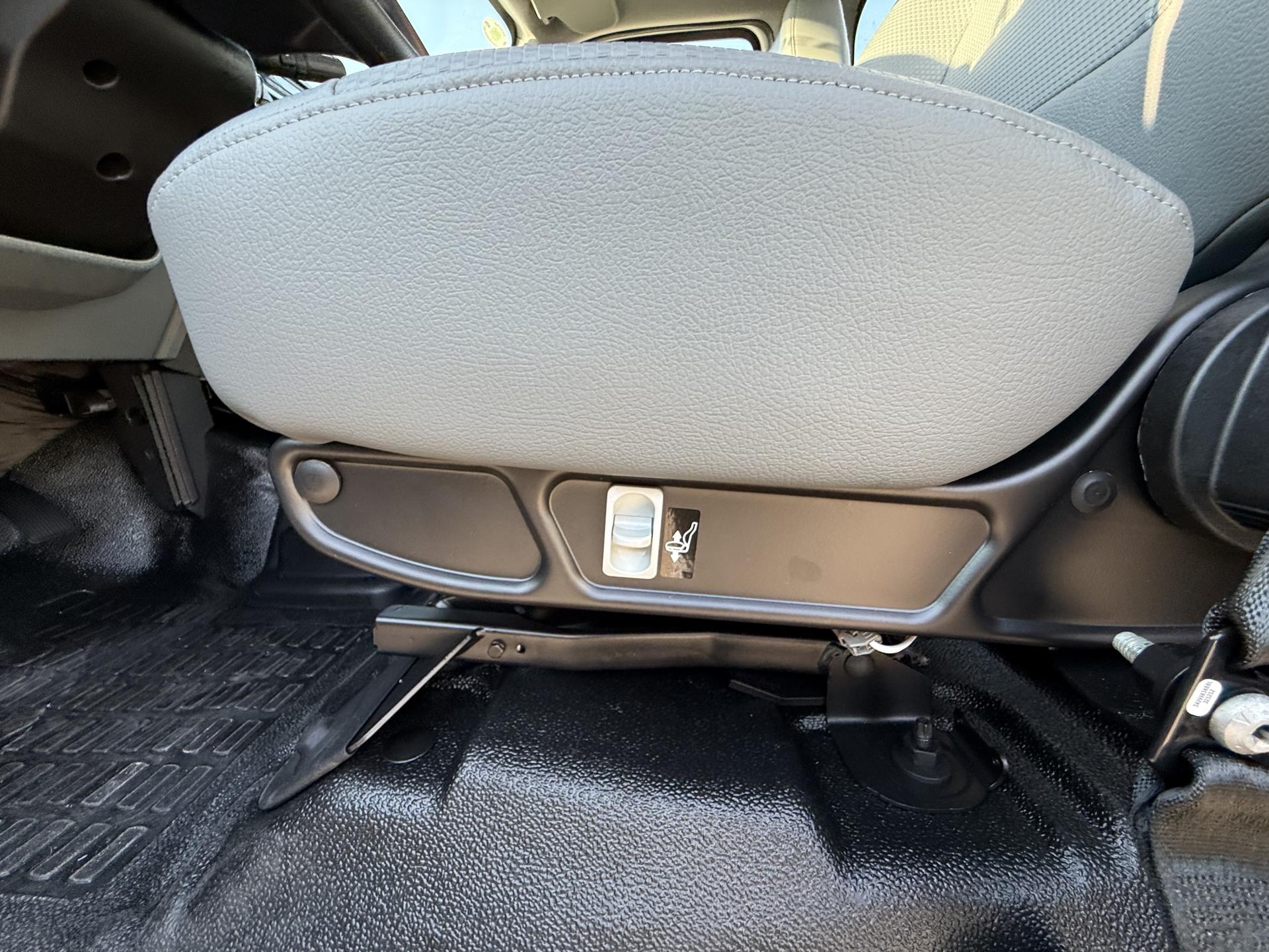 2026 Ford F-650 Regular Cab DRW 4x2 Cab Chassis for sale #1957262 - photo 13