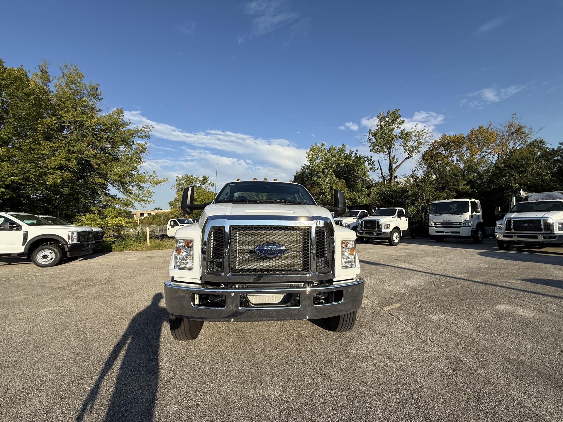 2026 Ford F-750 Regular Cab DRW 4x2 Cab Chassis for sale #1948684 - photo 3