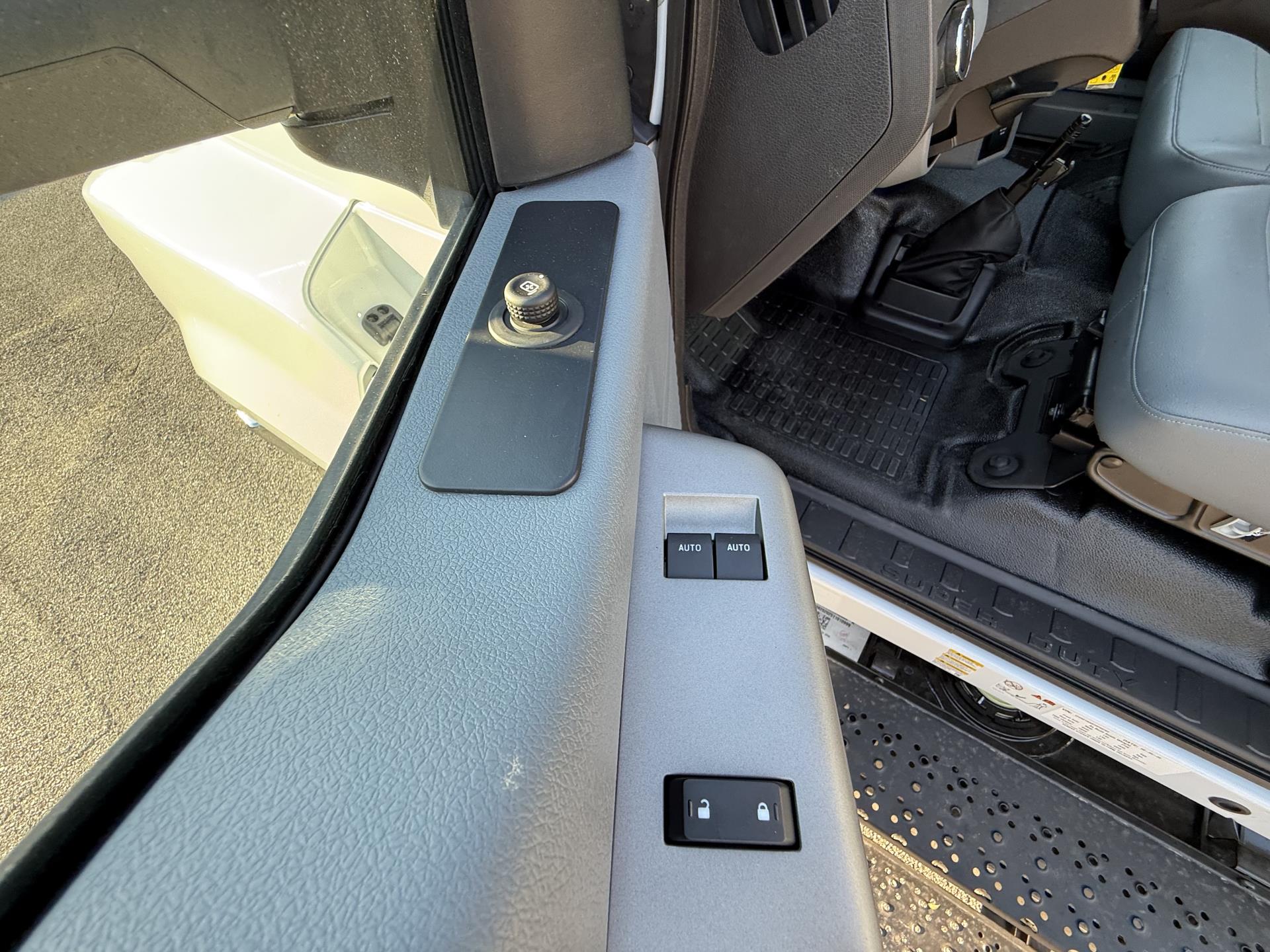 2026 Ford F-750 Regular Cab DRW 4x2 Cab Chassis for sale #1948684 - photo 10