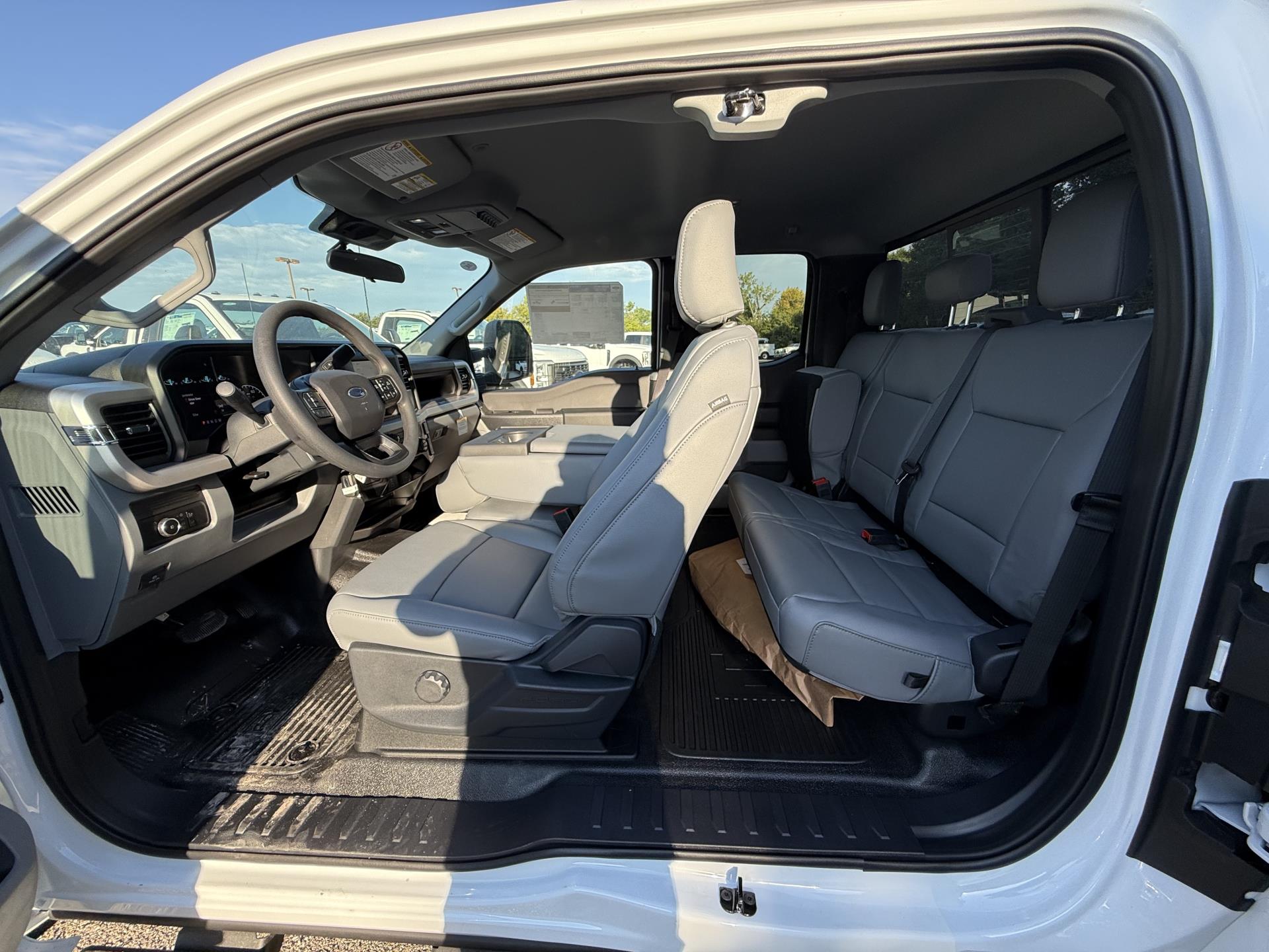 2026 Ford F-350 Super Cab DRW 4x2 Cab Chassis for sale #1949215 - photo 11