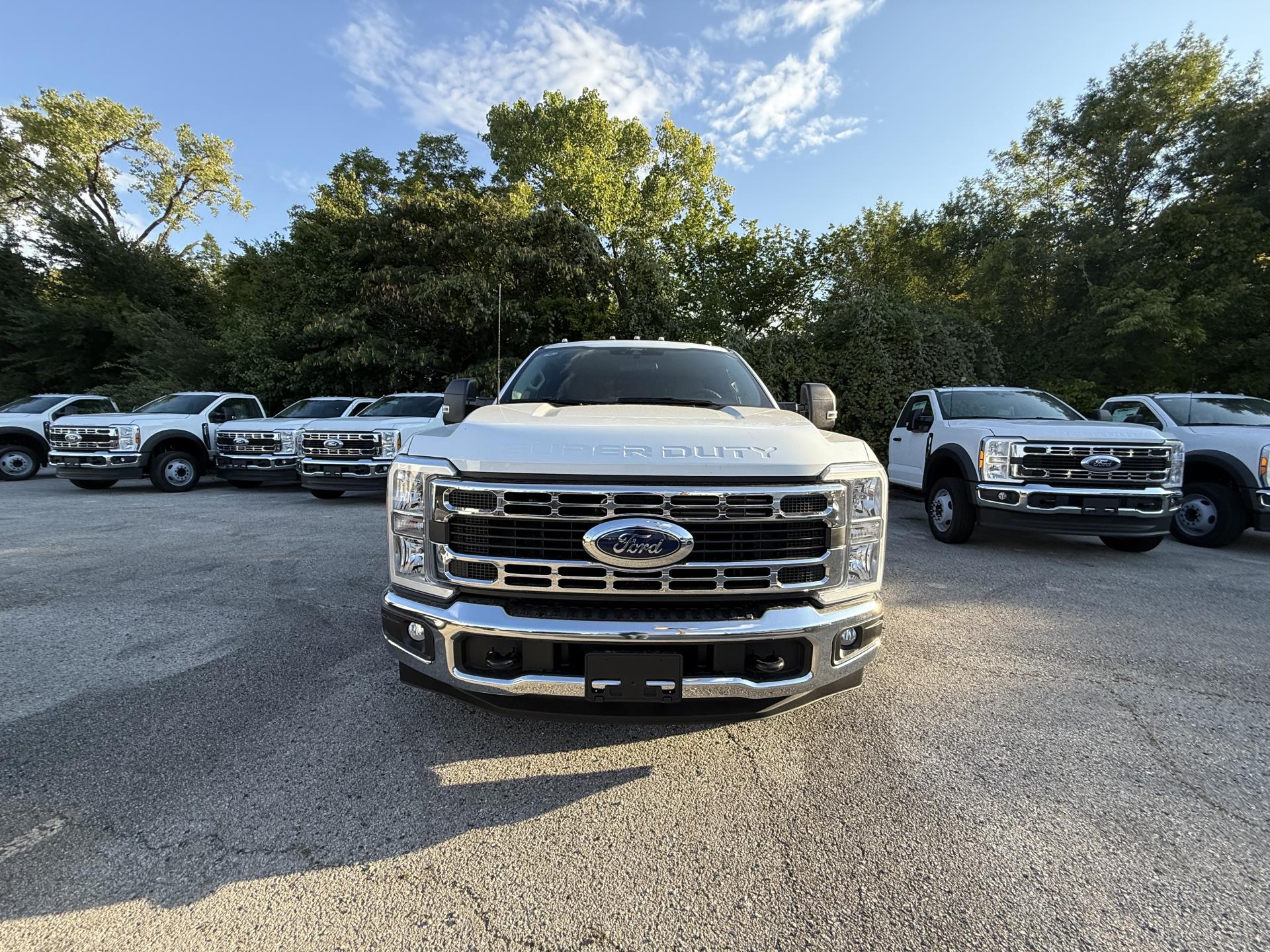 New 2026 Ford F-350 - photo 5