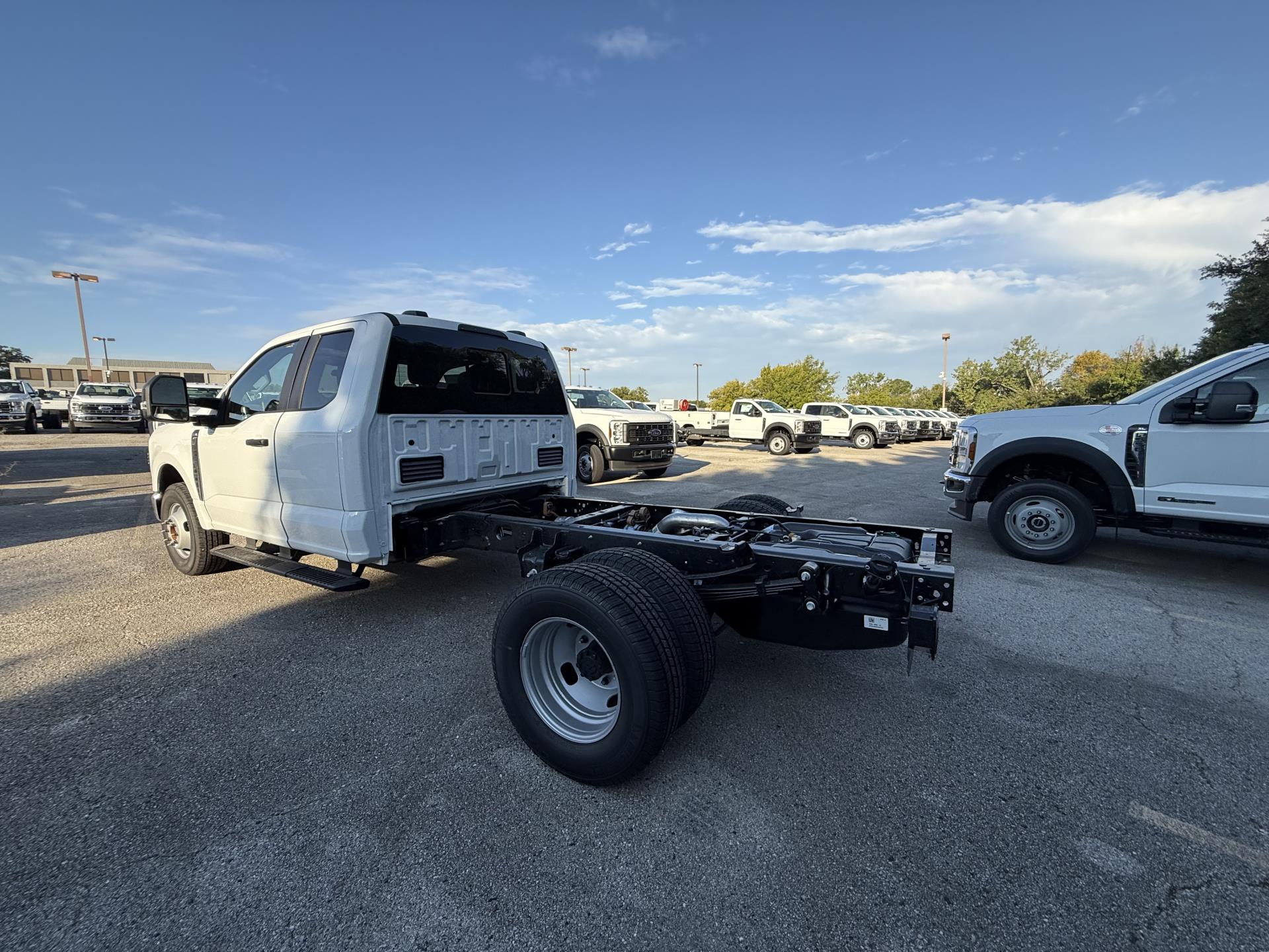 New 2026 Ford F-350 - photo 10