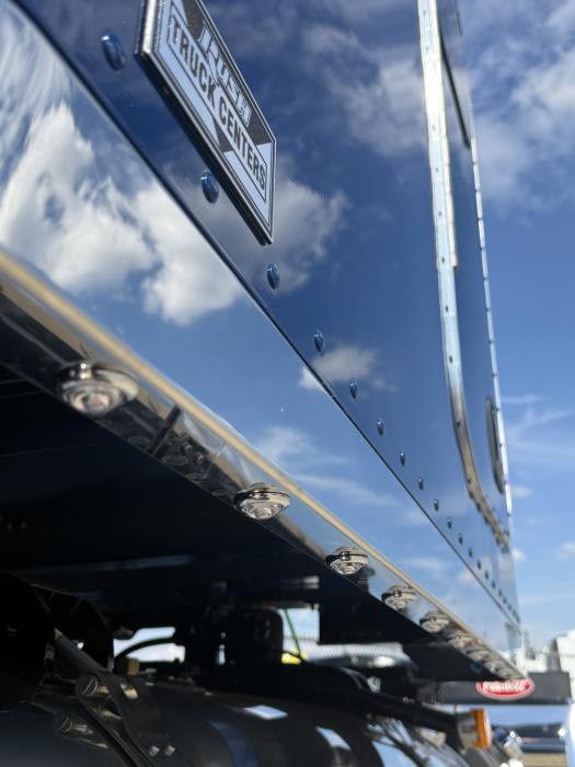 2026 Peterbilt 589-12