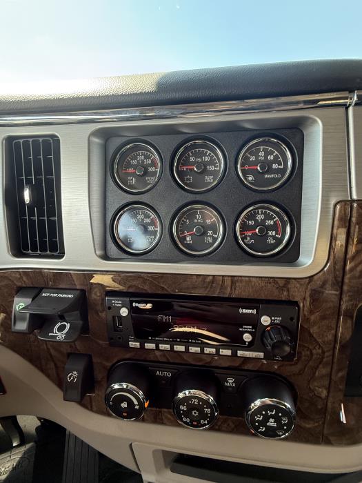 2026 Peterbilt 589-20