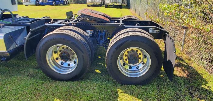 2021 Peterbilt 579-13