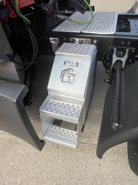 2024 Kenworth T680-3