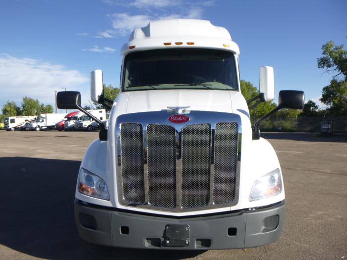 2021 Peterbilt 579-2