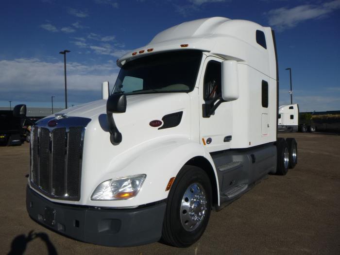2021 Peterbilt 579-1
