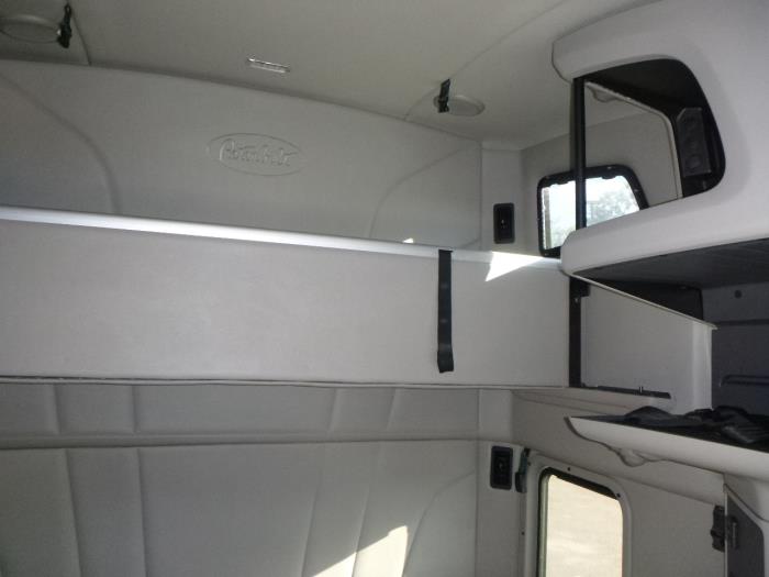 2021 Peterbilt 579-13