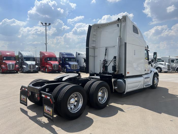 2020 Peterbilt 579-5