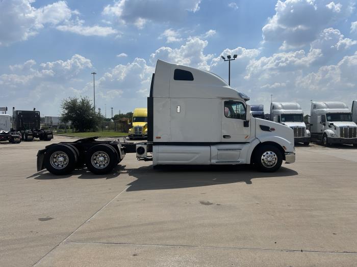 2020 Peterbilt 579-6