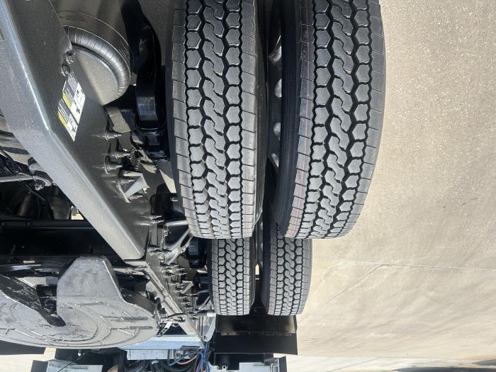 2020 Peterbilt 579-12