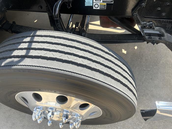 2020 Peterbilt 579-21