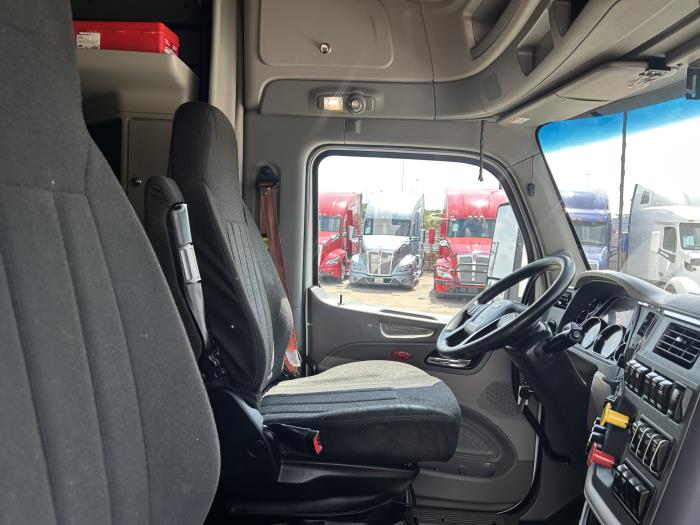 2020 Peterbilt 579-23