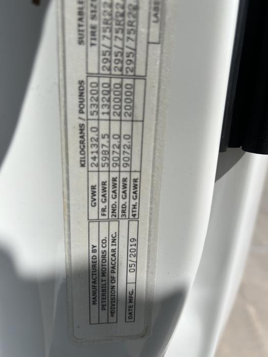 2020 Peterbilt 579-26