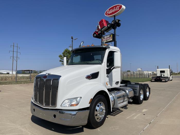 2020 Peterbilt 579-1