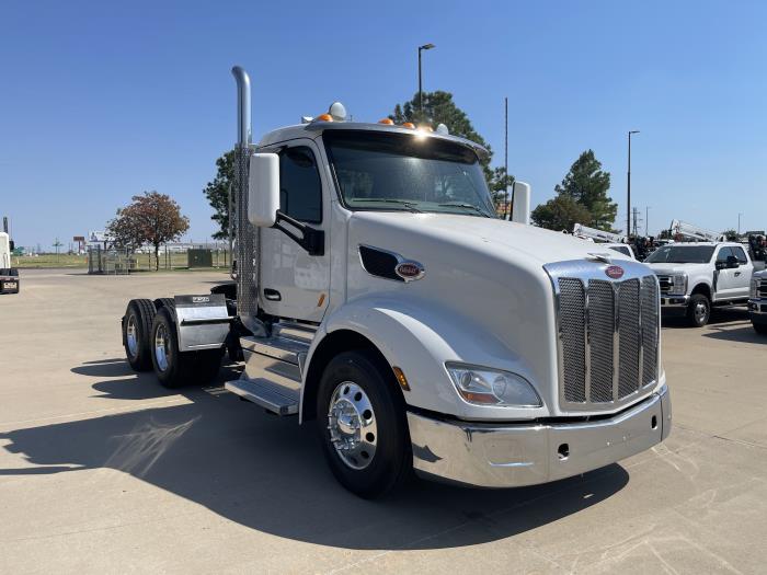 2020 Peterbilt 579-3