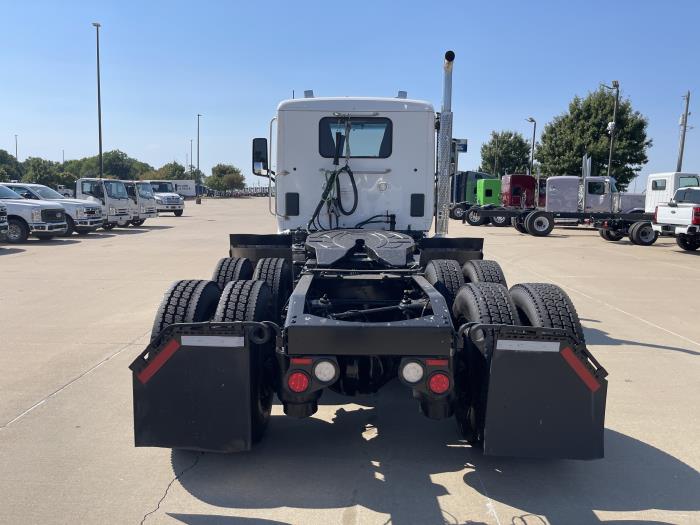 2020 Peterbilt 579-11