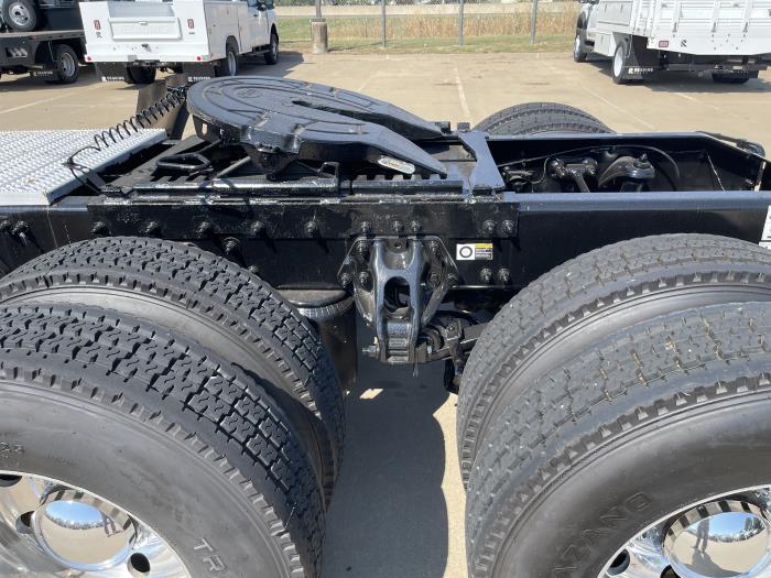 2020 Peterbilt 579-13