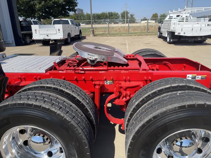 2022 Peterbilt 567-10