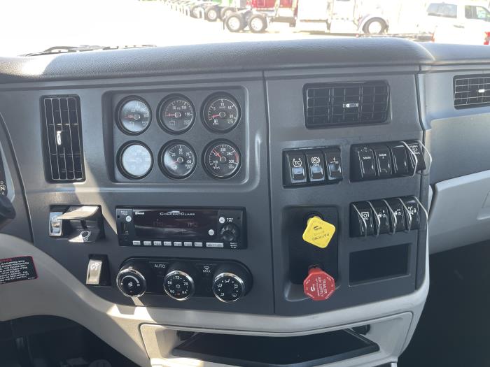 2022 Peterbilt 567-16